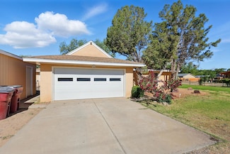 1595 W Bosque Loop, Bosque Farms, NM 87068