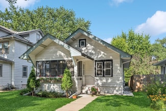 275 Pascal St S, Saint Paul, MN 55105