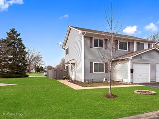540 Alton Ct, Carol Stream, IL 60188