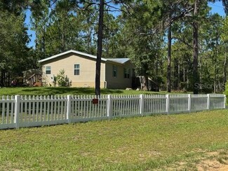 149 Saint Lucie Ave, Interlachen, FL 32148