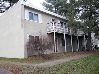 545 Birchcrest Dr Unit 1, River Falls, WI 54022