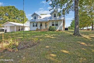 2381 E First St, Crossville, TN 38555