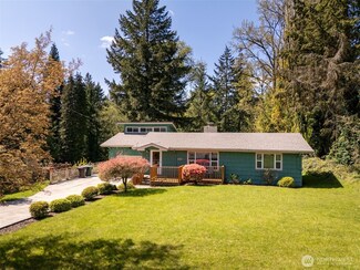 3229 Laurel Rd, Longview, WA 98632