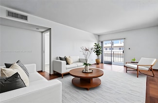 1950 W 54th St Unit 313, Hialeah, FL 33012