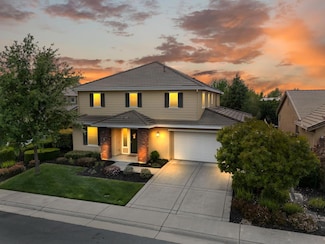 902 Anvil Cir, Rocklin, CA 95765