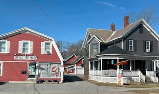 16 Lincoln St, Essex Junction, VT 05452
