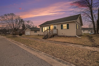 383 Evanston Rd, La Porte, IN 46350