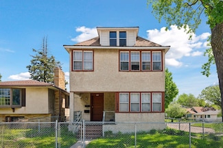 1264 Snelling Ave N, Saint Paul, MN 55108