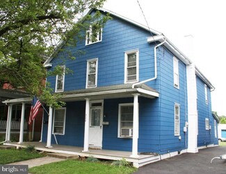 322 S Broad St, Lititz, PA 17543