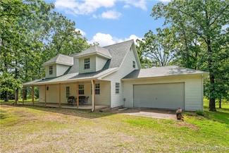 196 Shoemaker Dr, MacKs Creek, MO 65786