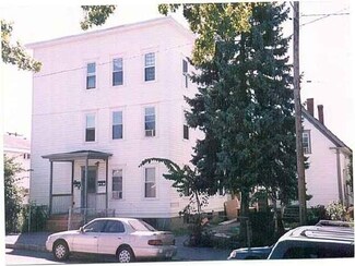 239 Laurel St, Manchester, NH 03103