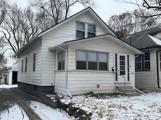 109 W Palmer Ave, Jackson, MI 49203
