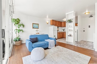 2754 Kuilei St Unit 2002, Honolulu, HI 96826