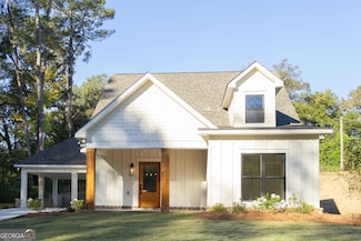 903 Massee Ln, Perry, GA 31069