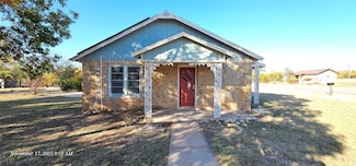 601 Main St, Lawn, TX 79530