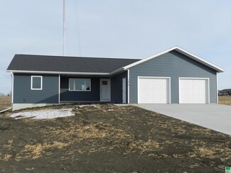 1478 11th Ave NE, Sioux Center, IA 51250