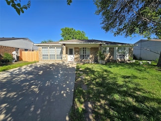 926 Trellis Dr, Garland, TX 75040