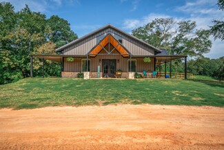 410 Co Rd, Jacksonville, TX 75766