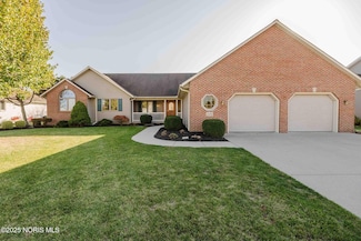 1220 Rose Anna Dr, Delphos, OH 45833