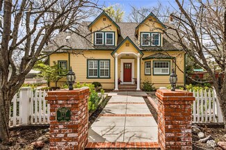 127 W Lindo Ave, Chico, CA 95926