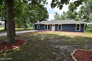 645 Hill Road Cir, Ayden, NC 28513