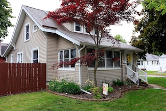 233 Dexter St, Milan, MI 48160