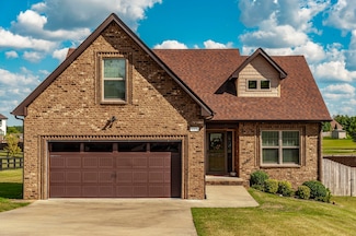 135 Irish Oaks Dr, Portland, TN 37148