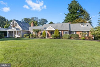 441 School House Ln, Devon, PA 19333