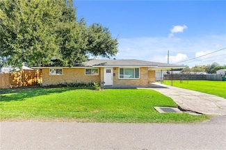 542 Marino Dr, Norco, LA 70079