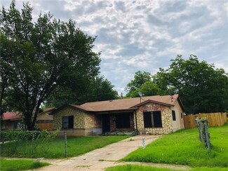4616 Quails Ln, Fort Worth, TX 76119