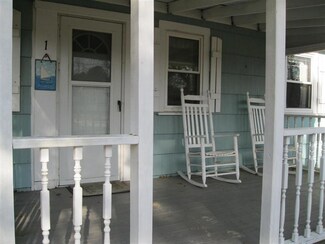 1 Park Dr, West Dennis, MA 02670