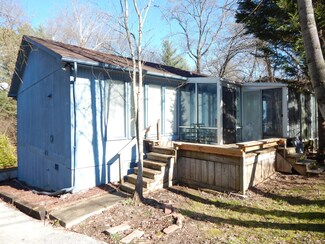 2611 Emoriland Blvd, Knoxville, TN 37917