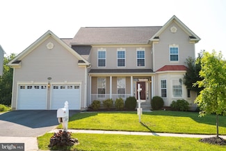 17604 Tedler Cir, Round Hill, VA 20141