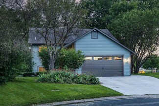 1132 Fox Run Rd, Waconia, MN 55387
