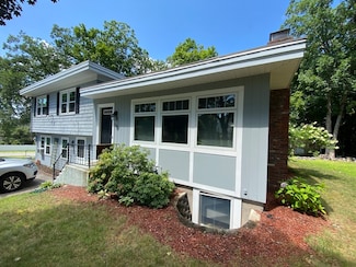 34 Maple St Unit 2, Plainville, MA 02762