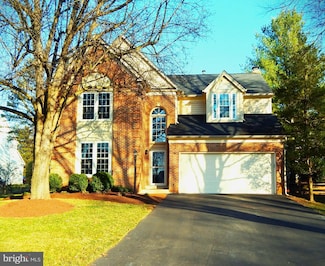 5803 Cub Stream Dr, Centreville, VA 20120