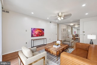 507 Wilson Bridge Dr Unit 6706A-2, Oxon Hill, MD 20745