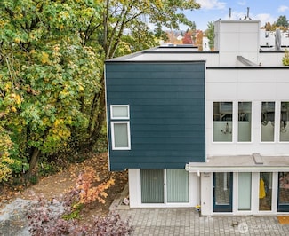 3914 S Brandon St, Seattle, WA 98118