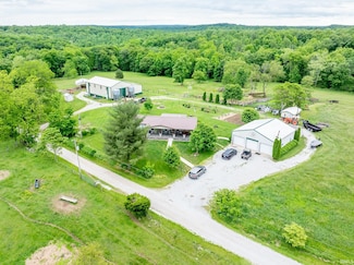 11462 E Miller Ln, Springville, IN 47462
