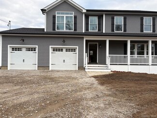 91 Beverly Rd, Babylon, NY 11702