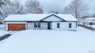 124 Three Rod Rd, Alden, NY 14004