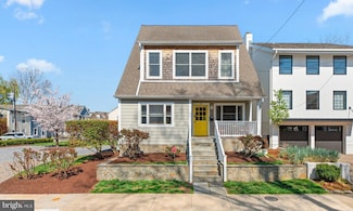 405 First St, Eastport, MD 21403