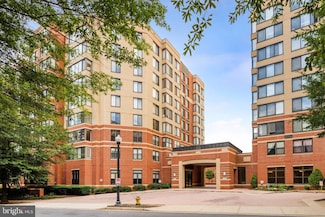 2220 Fairfax Dr Unit 101, Arlington, VA 22201