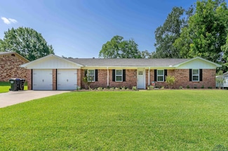 202 Ivy Ln, Longview, TX 75605