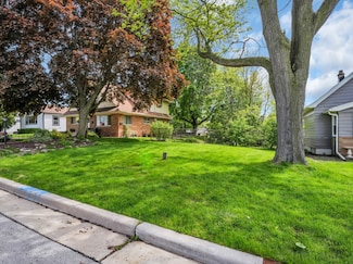 3642 S 34th St, Milwaukee, WI 53221