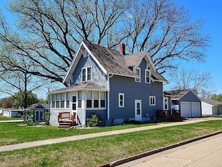 1501 N Park St, Fairmont, MN 56031