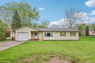 471 Chestnut Ridge Rd, Rochester, NY 14624