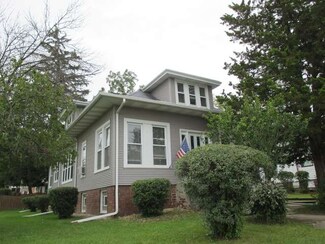 530 Fairbanks Ave, Joliet, IL 60432