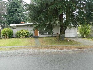 1815 N 192nd St, Shoreline, WA 98133