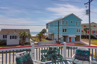 716 E Arctic Ave, Folly Beach, SC 29439